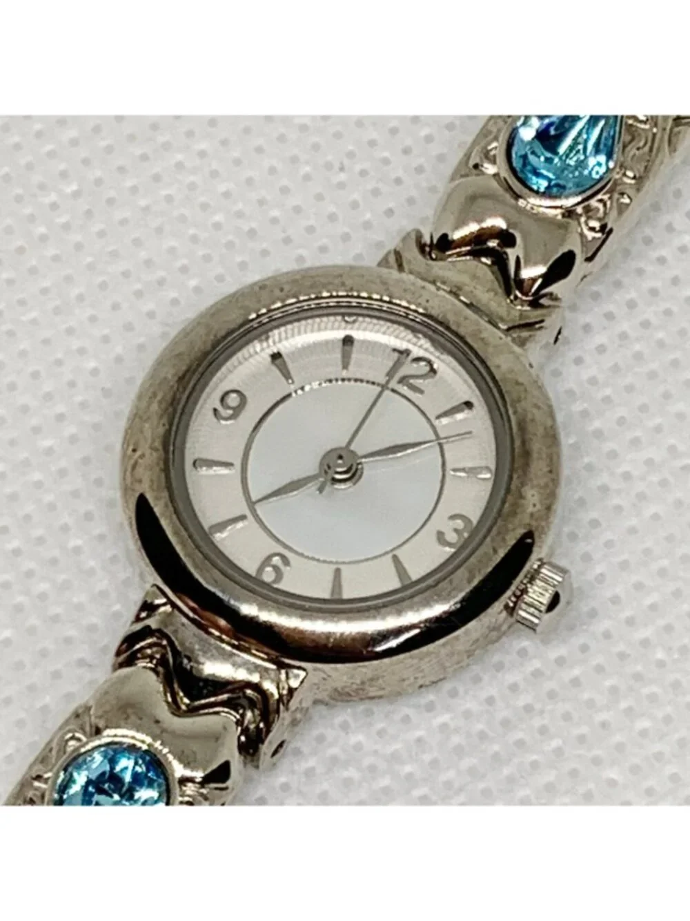 Christian Benet Women's Watch mop Dial Blue Stone quartz 22mm 6.5” running